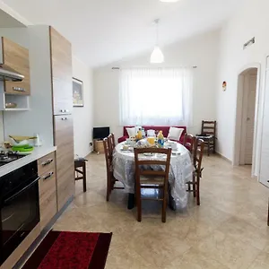 https://a-casa-di-simona.sicilyhotelsitaly.net
